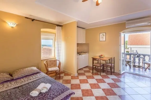 Villa, Sigara İçilebilir