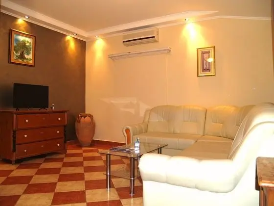 Villa, Sigara İçilebilir