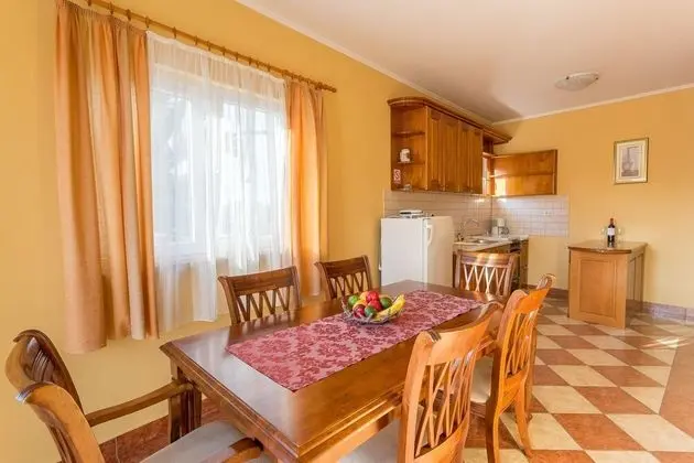 Villa, Sigara İçilebilir