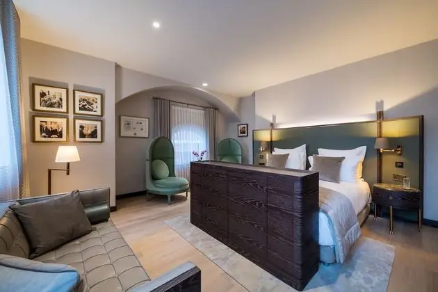 Bradshaw Collection( Deluxe King Room)