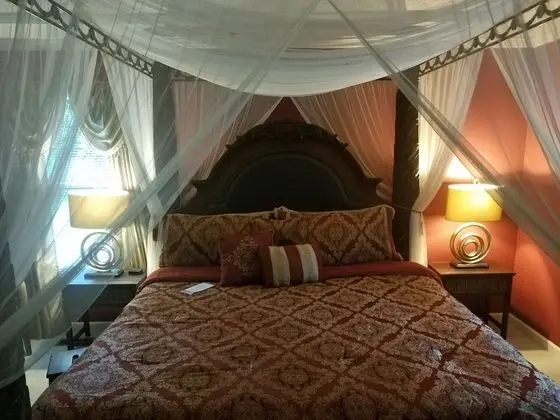 Standard Süit, 1 En Büyük (King) Boy Yatak (Southern Living)