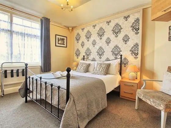 Classic Tek Büyük Yataklı Oda, Banyolu/Duşlu (Room 4  - Single Only)