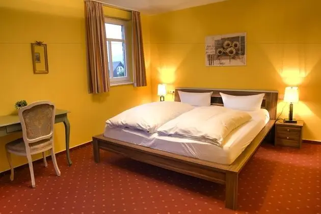 Tek Büyük Yataklı Oda