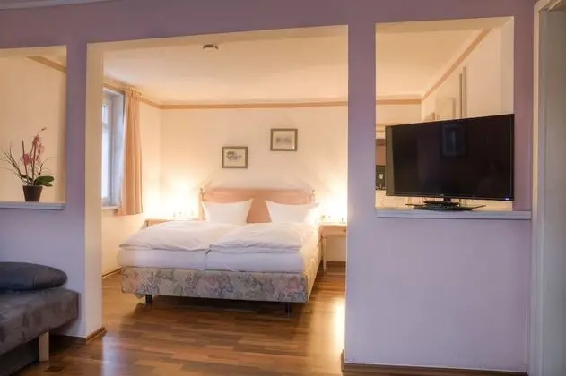 Tek Büyük Yataklı Oda