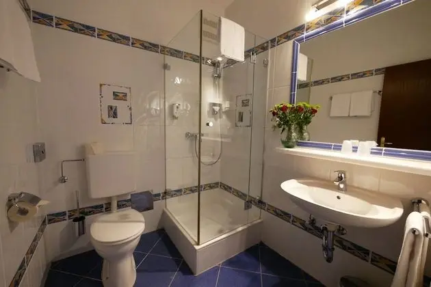 Comfort Büyük Yataklı Tek Kişilik Oda, 1 En Büyük (King) Boy Yatak, Sigara İçilmez, Balkon