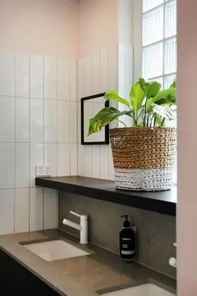 Ortak Ranzalı Oda, Karma Ranzalı Oda (Six Bed)