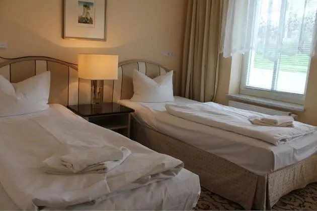 Üç Kişilik Oda (Souterrain)