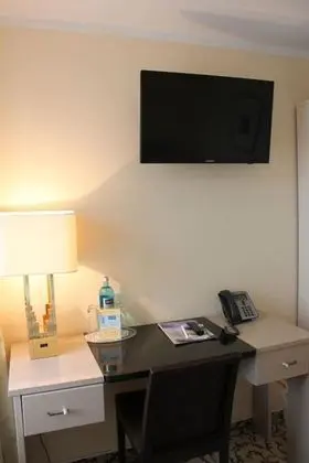 Üç Kişilik Oda (Souterrain)