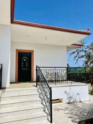 Classic Tek Büyük veya İki Ayrı Yataklı Oda