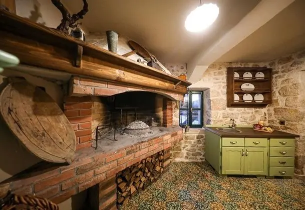 Family Villa, Birden Çok Yatak, 2 Banyolu, Bahçeli (Stone Beauty Pool Villa Jerolim)