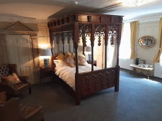 Deluxe Tek Büyük Yataklı Oda
