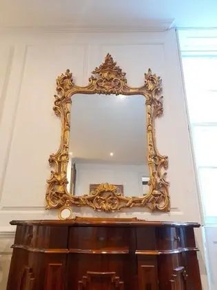 Luxury Tek Büyük Yataklı Oda