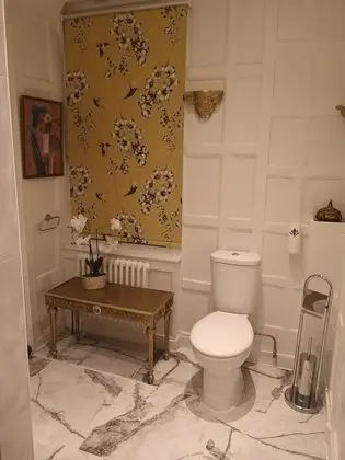 Luxury Tek Büyük Yataklı Oda