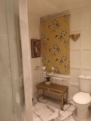 Luxury Tek Büyük Yataklı Oda