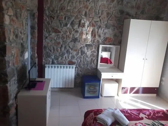 Honeymoon Tek Büyük Yataklı Oda, Göl Manzaralı