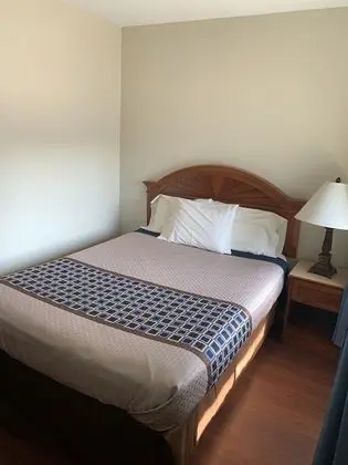 Standard Oda, 1 Büyük (Queen) Boy Yatak, Sigara İçilmez, Buzdolabı ve Mikrodalga