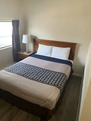 Standard Oda, 1 Büyük (Queen) Boy Yatak, Sigara İçilmez, Buzdolabı ve Mikrodalga