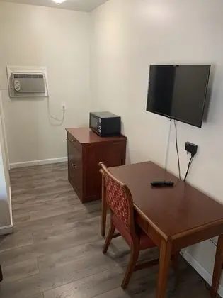 Standard Oda, 1 Büyük (Queen) Boy Yatak, Sigara İçilmez, Buzdolabı ve Mikrodalga