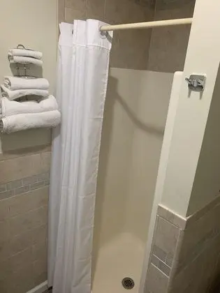 Standard Oda, 1 Büyük (Queen) Boy Yatak, Sigara İçilmez, Buzdolabı ve Mikrodalga