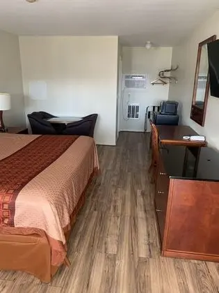 Standard Oda, 1 En Büyük (King) Boy Yatak, Sigara İçilmez, Buzdolabı ve Mikrodalga