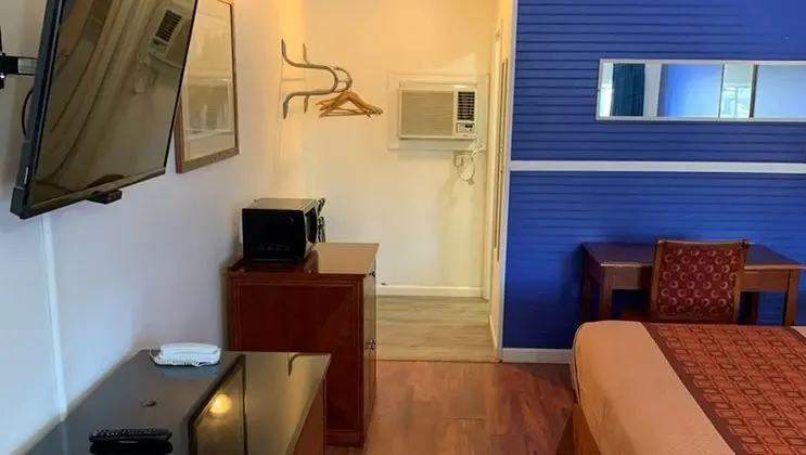 Standard Oda, 1 En Büyük (King) Boy Yatak, Sigara İçilmez, Buzdolabı ve Mikrodalga