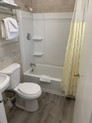 Standard Oda, 1 En Büyük (King) Boy Yatak, Sigara İçilmez, Buzdolabı ve Mikrodalga