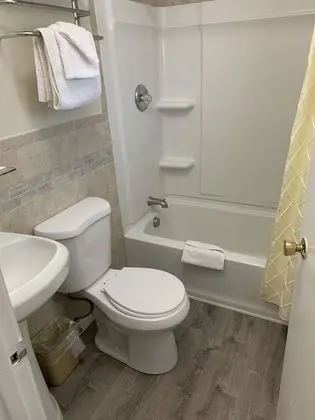 Standard Oda, 1 En Büyük (King) Boy Yatak, Sigara İçilmez, Buzdolabı ve Mikrodalga