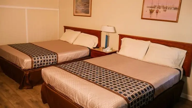 Standard Oda, 2 Büyük (Queen) Boy Yatak, Sigara İçilmez, Buzdolabı ve Mikrodalga