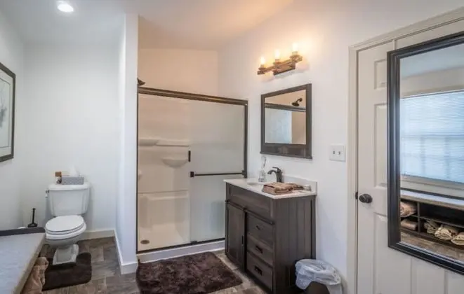 Standard Tek Büyük Yataklı Oda, Banyolu/Duşlu (Leaf Room)