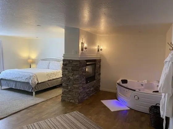 Honeymoon Stüdyo Süit, Sigara İçilmez, Bahçe Manzaralı