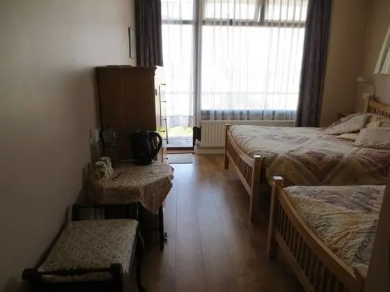 Üç Kişilik Oda, Banyolu/Duşlu
