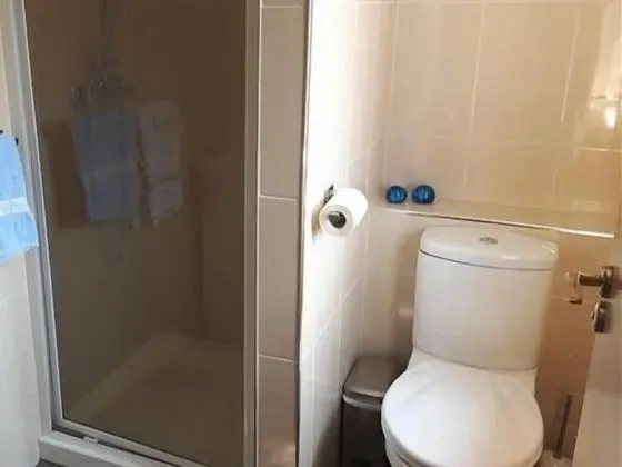 Üç Kişilik Oda, Banyolu/Duşlu