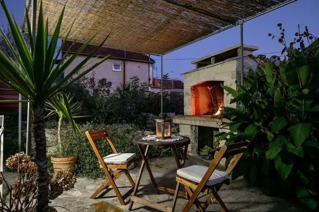 Apart Daire (One Bedroom Apartment - Patio and Gar)