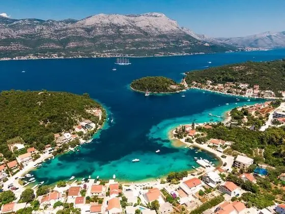 Stüdyo (Studio Apartment with Patio and Garde)