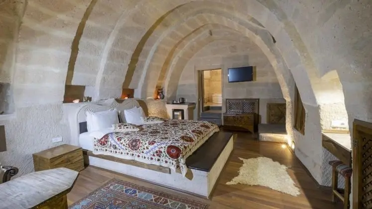Jakuzili Cave Suite,    , Jakuzili