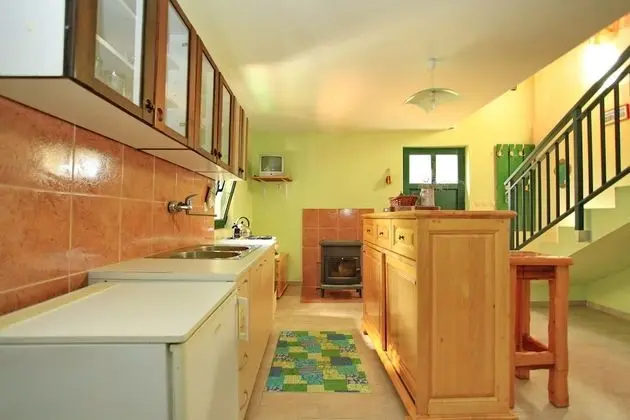 Kır Evi (Two Bedroom Stone House)