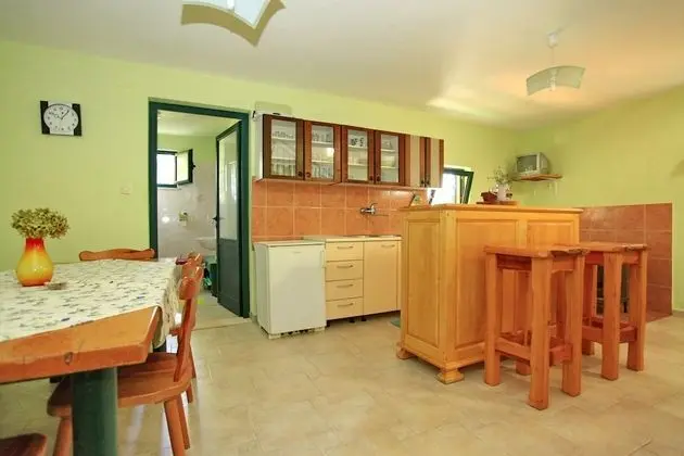 Kır Evi (Two Bedroom Stone House)