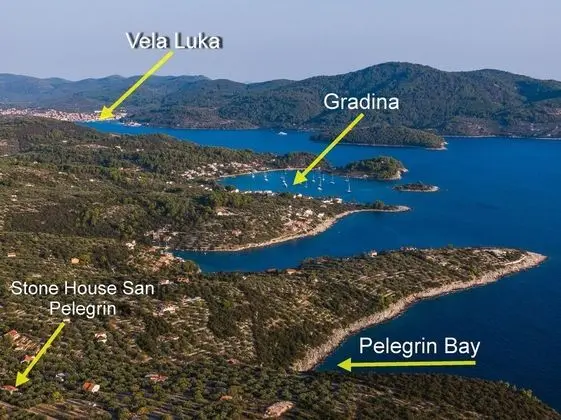 Ev (Two Bedroom Holiday Home with Terrace)