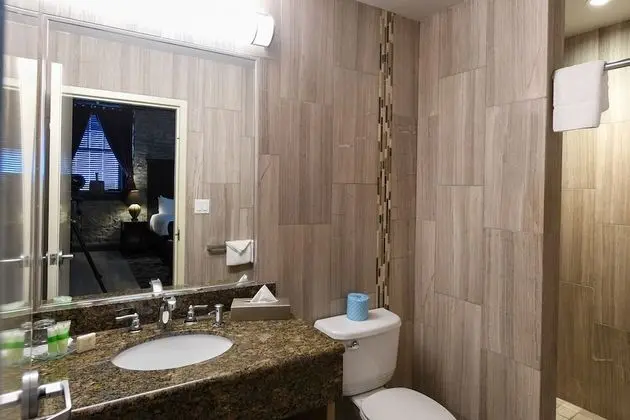 Premium Jacuzzi Room