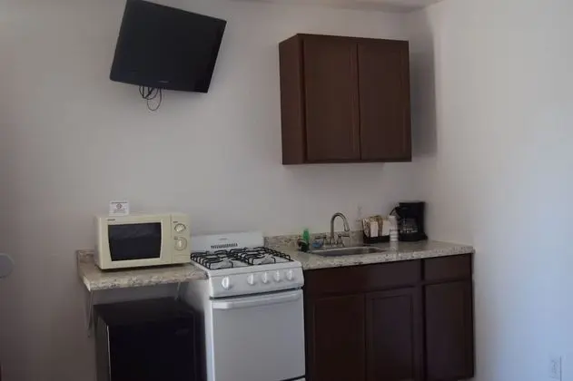 Standard Oda, Küçük Mutfak (Room 12)