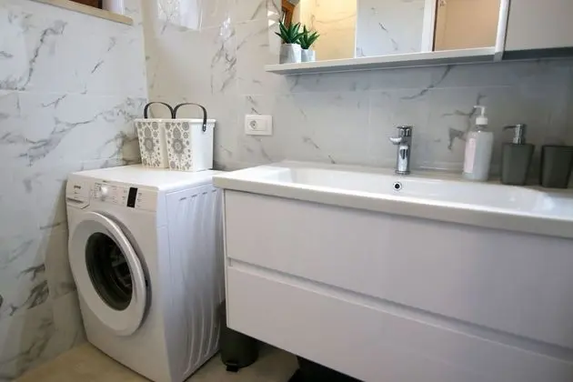 Villa (Three Bedroom Villa with Swimming Poo)