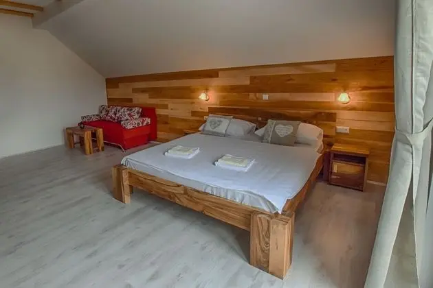 Design Tek Büyük Yataklı Oda, Balkon