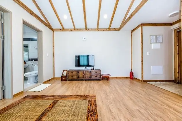 Tek Büyük Yataklı Oda, 1 Yatak Odası (49sqm)