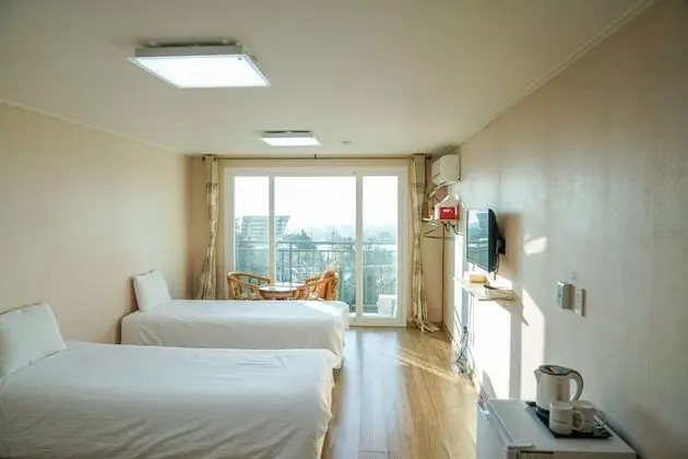 Deluxe Üç Kişilik Oda