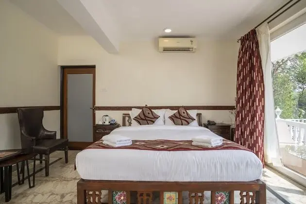 Oda, 1 Yatak Odası, Balkon, Havuz Manzaralı