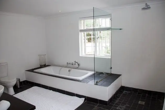 Family Ev (Big House)