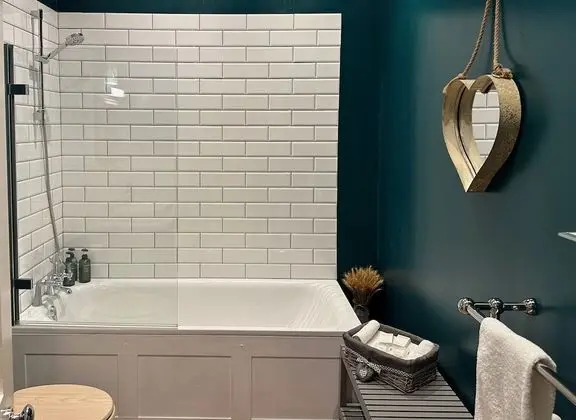 Luxury Süit, Banyolu/Duşlu