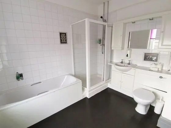 Standard Dört Kişilik Oda, Banyolu/Duşlu (4 persons)