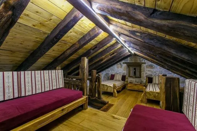 Ev, 4 Yatak Odası, Balkon