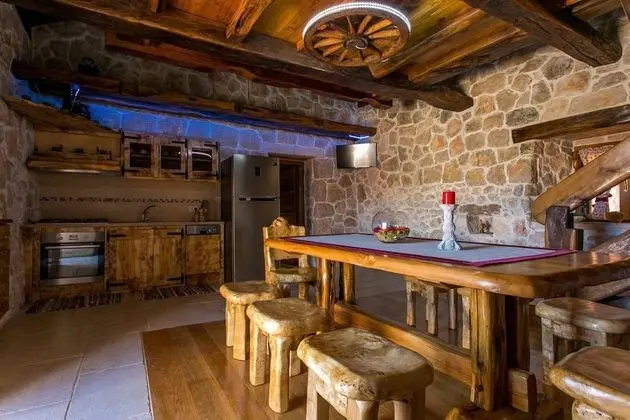 Ev, 4 Yatak Odası, Balkon